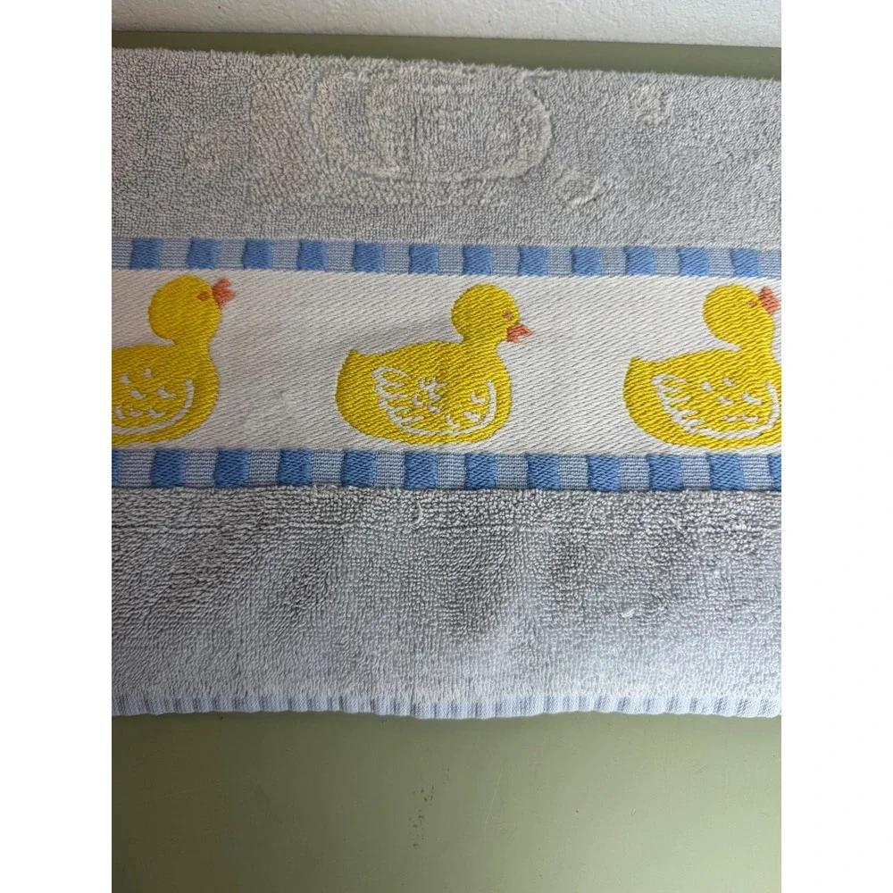 Vtg. Jubilee Duck Bath Towel 27